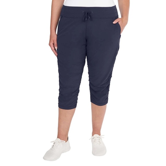 NWT Kirkland size XXL, navy blue capri, drawstring waist, stretchy - Picture 1 of 7